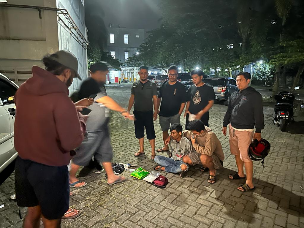 Personil Ditresnarkoba Polda Kalimantan Timur Berhasil Gagalkan Peredaran 1 Kg sabu-sabu di Samarinda WhatsApp Image 2022 12 13 at 9.09.30 AM