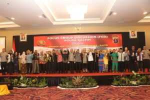 Dukung Tugas Polri Jaga Harkamtibmas, Polda Kaltim Gelar FGD Dengan Lembaga Adat dan Paguyuban Suku 2 fgd sul 2