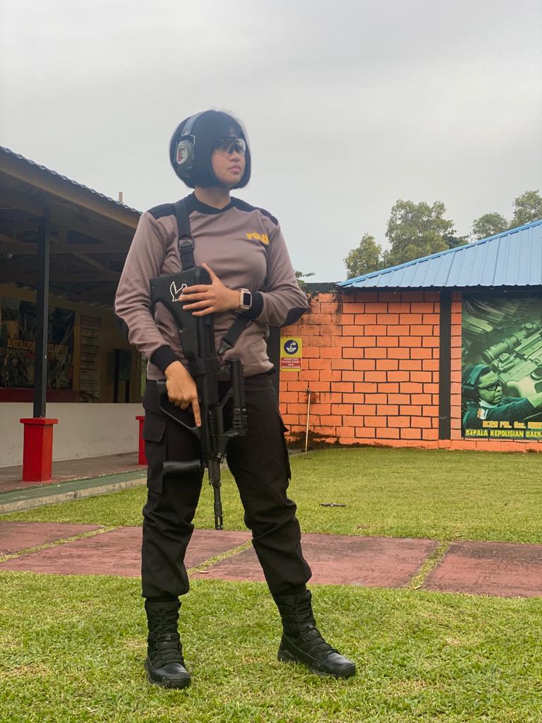 Atlet Menembak Polwan Polda Kaltim Berlaga Di Porprov tembak 1