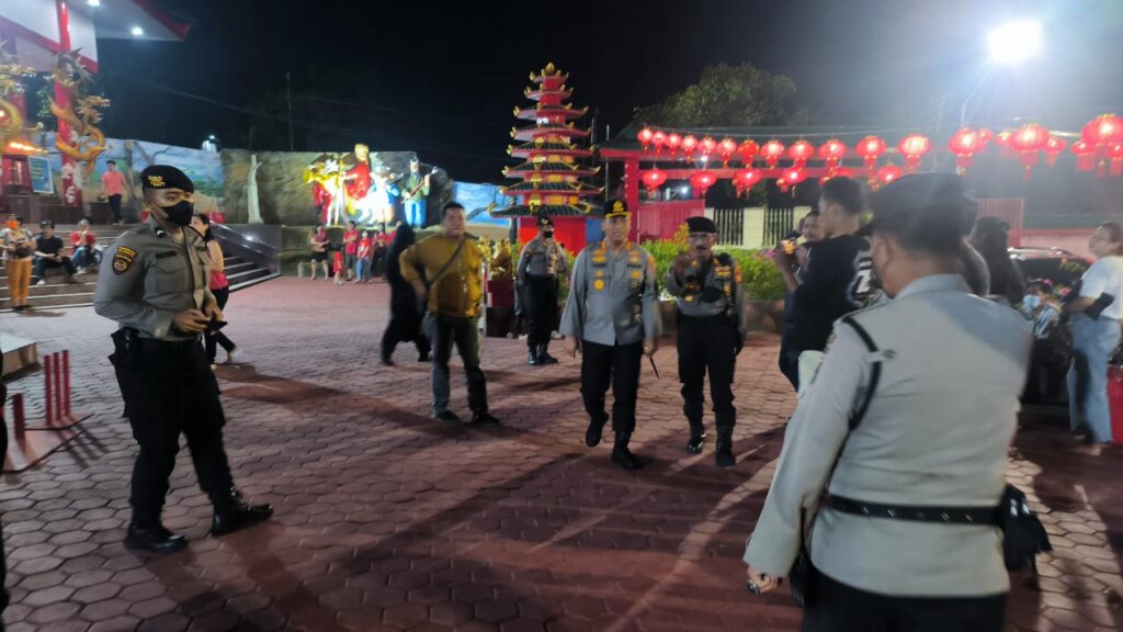 Polda Kaltim Perkuat Pengamanan di Vihara dan Klenteng Selama Imlek 2FAA6206 19EF 4DCF ABD1 9E16CD9702EB