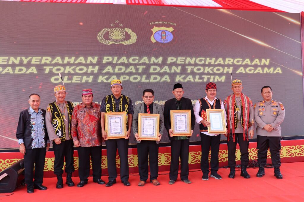 31b5cf40 8b6c 4b11 aab8 adaa29fa5b78 1