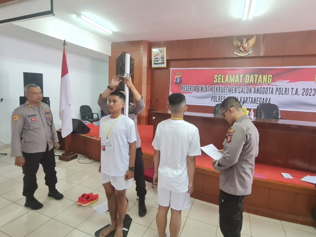 Bag SDM Polres Kutai Kartanegara Laksanakan Kegiatan Binlat Penerimaan Polri TA. 2023 8A5638D3 58D0 42FE B6B2 905CA1451C49