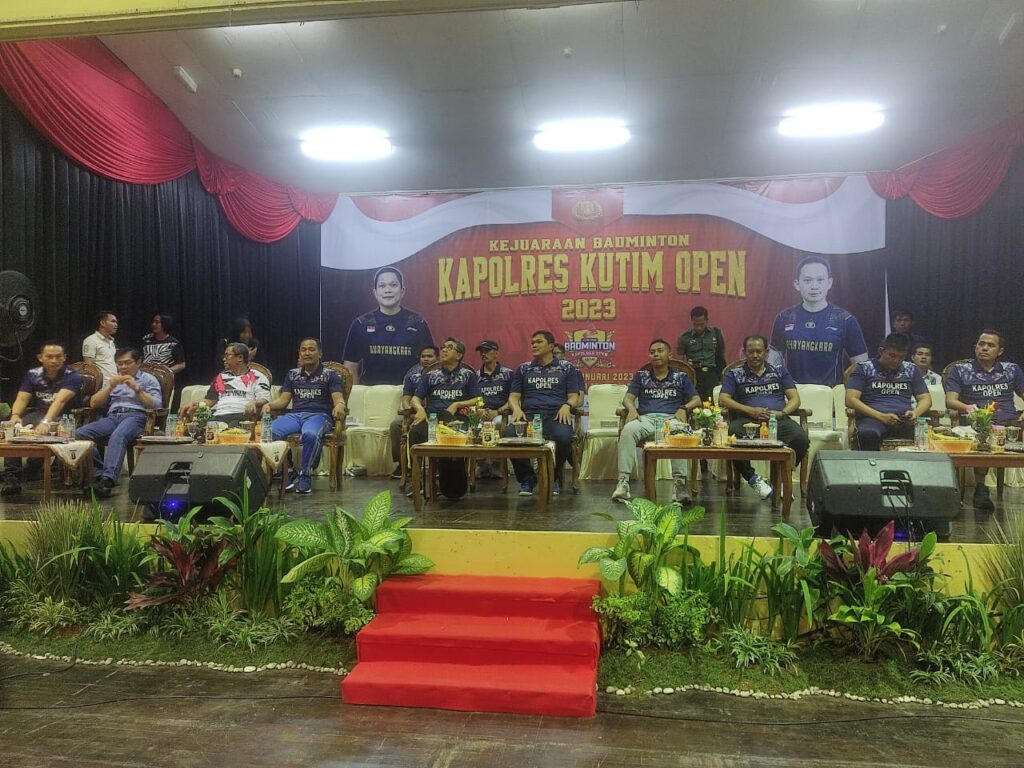AKBP Anggoro Wicaksono Buka Turnamen Badminton Kapolres Kutim Cup 2023 AC540D2B C91F 4C1B 87CF 00749EB4EADA