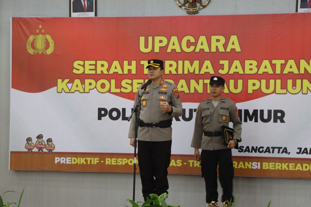 Kapolres Kutim Pimpin Serah Terima Jabatan Kapolsek Rantau Pulung WhatsApp Image 2023 01 05 at 15.52.38