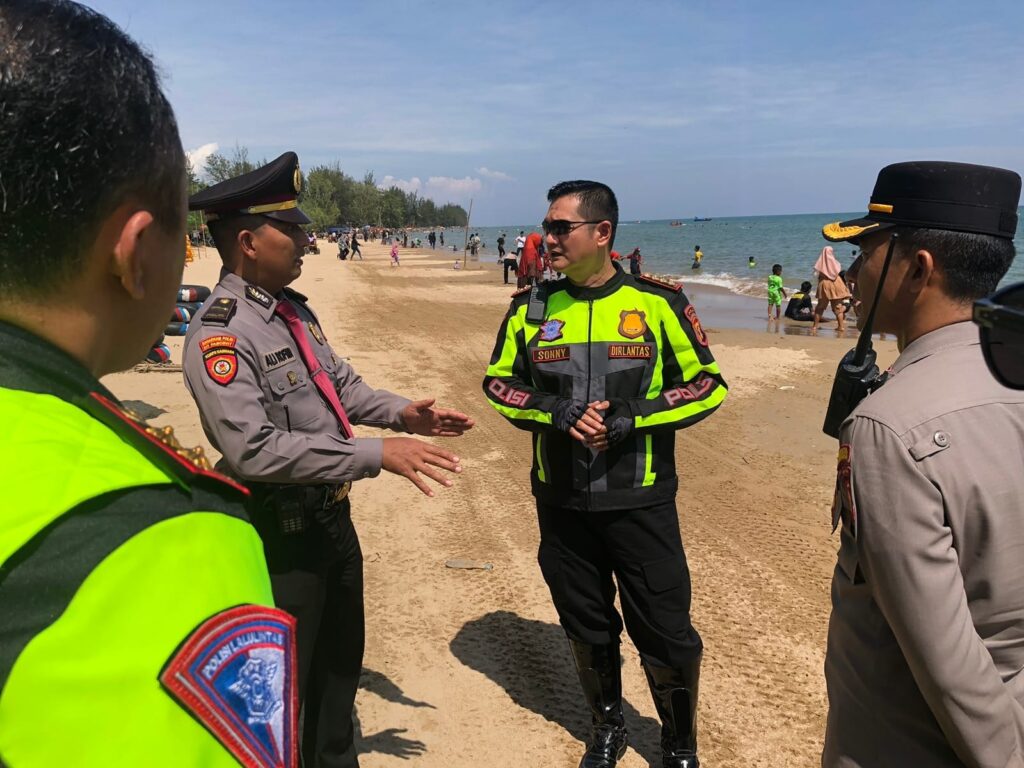 Perayaan Tahun Baru 2023, Dir Lantas Polda Kaltim Pantau Arus Lalin dan Cek Sejumlah Tempat Wisata di Balikpapan l1