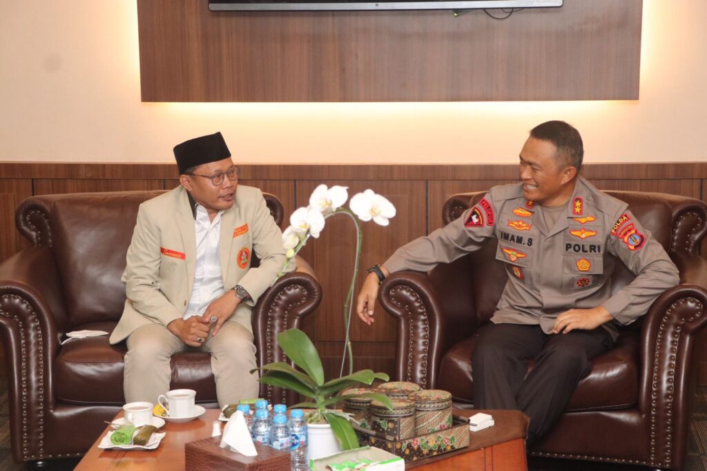 Jalin Silaturahmi, Kapolda Kaltim Terima Audiensi Dari Ketua Umum Pemuda Muhammadiyah silatur