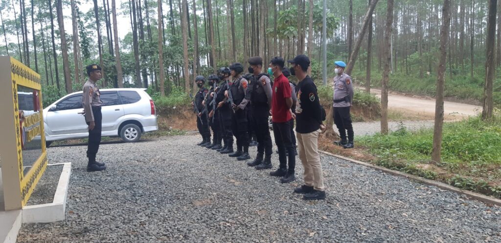 Satgas Ops Nusantara Polda Kaltim Laksanakan Pengamanan Guna Cegah Gangguan Kamtibmas 6D32A99D 4999 4573 93A3 85F26A770609