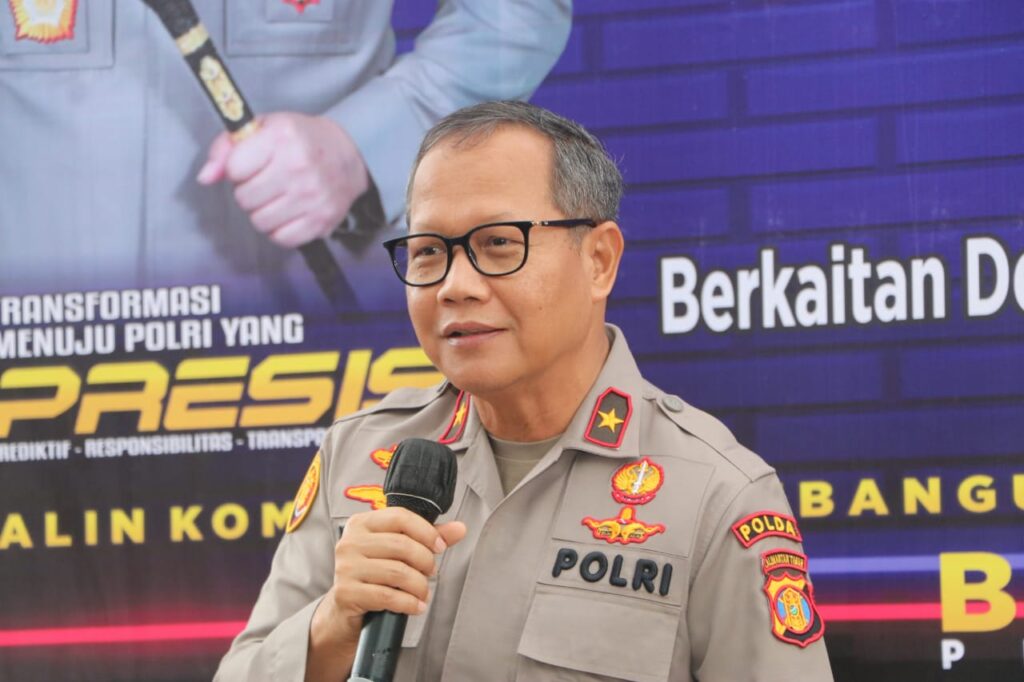 Perkuat Komunikasi Warga dengan Polri, Wakapolda Kaltim Dengarkan Keluhan Masyarakat Lewat Jumat Curhat 95144EA9 CC12 4B23 BFE2 97FA8464F537