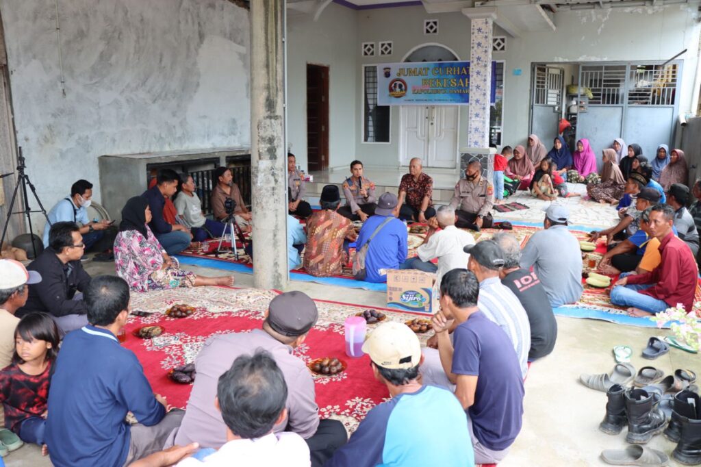 Jumat Curhat, Cara Kapolresta Samarinda Dengar Keluhan Masyarakat FE7CCF98 360D 47C0 AC8B 29D5C9D4C326
