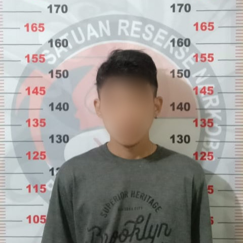 Polres Bontang Amankan Seorang Pria Beserta 5,67 Gram Sabu FAF8A283 9907 4F86 9BD3 9F581B3253CE