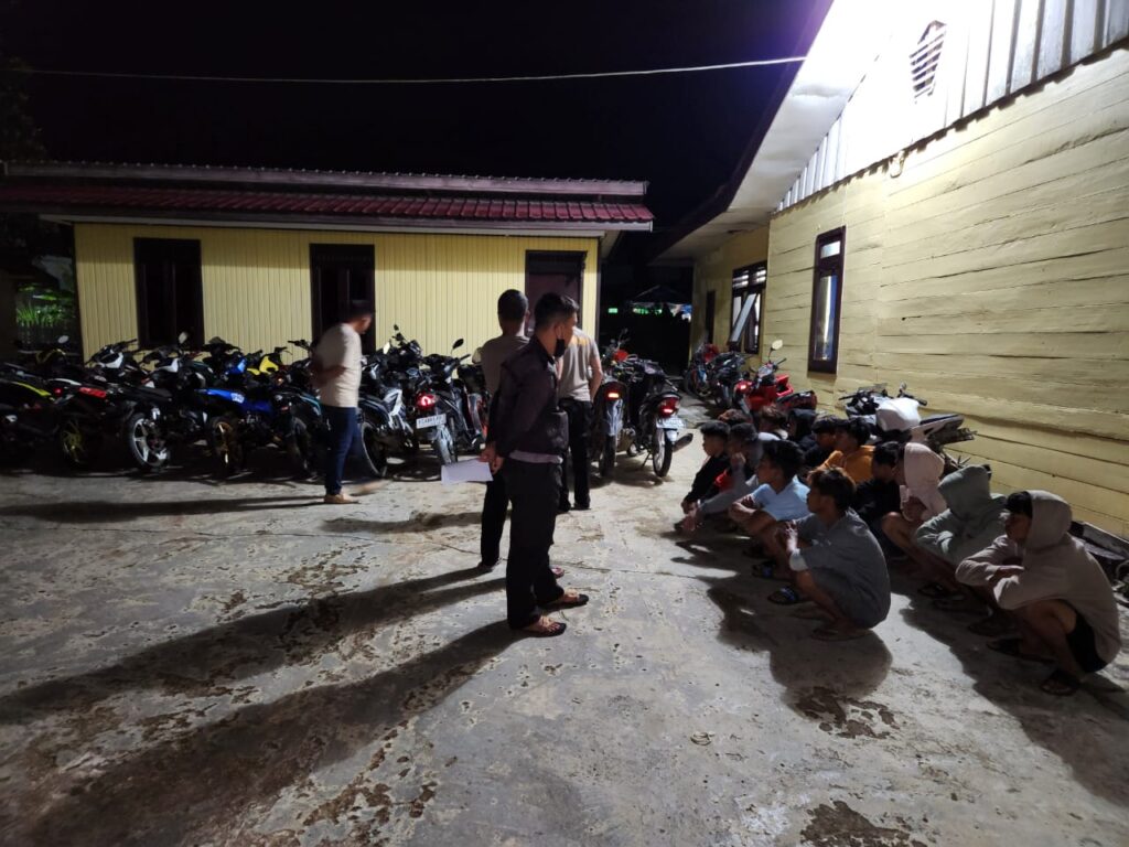 Antisipasi Balap Liar, Polsek Talisayan Amankan Puluhan Remaja WhatsApp Image 2023 03 02 at 09.34.01
