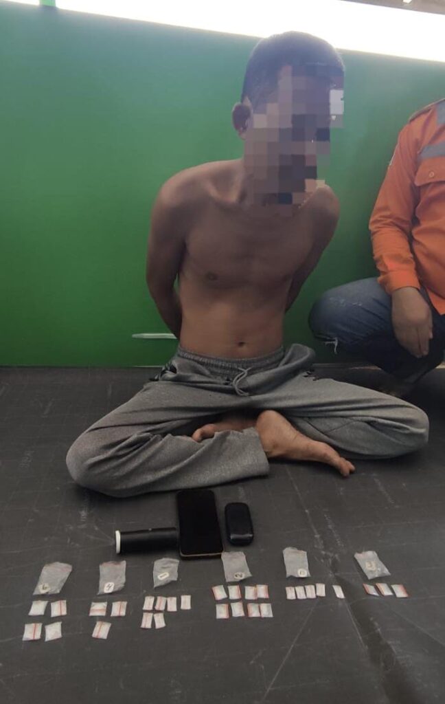 Ditresnarkoba Polda Kaltim Kembali Ungkap Penyalahgunaan dan Peredaran Narkotika di Anggana Kutai Kartanegara WhatsApp Image 2023 03 18 at 11.50.33