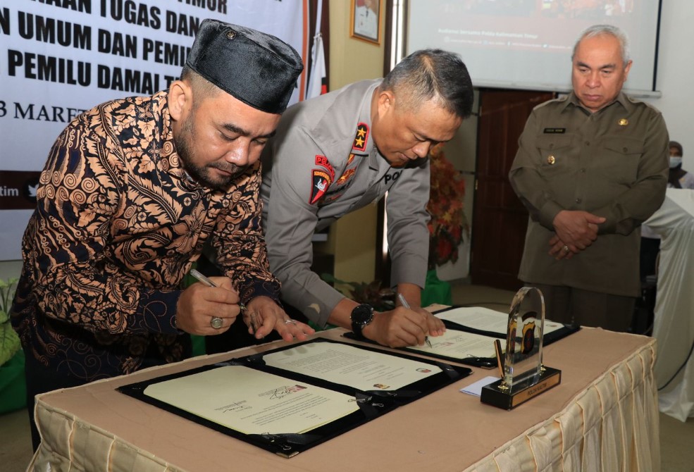 MOU Dengan KPU, Kapolda Kaltim : Mari Jaga Kesatuan Bangsa Jelang Pemilu 2024 kapolda1