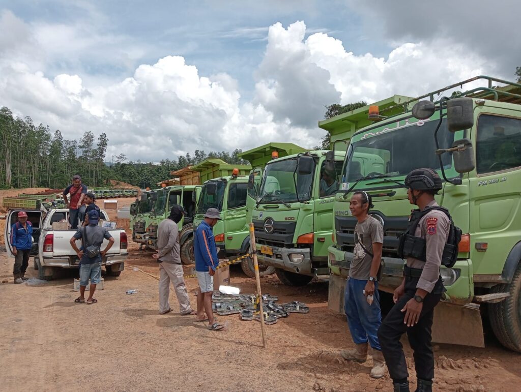 Satgas Ops Nusantara Mahakam Gelar Patroli Kamtibmas Di Sekitar Kawasan Pembangunan IKN, Guna Ciptakan Situasi Aman dan Kondusif 0BD3247C 3EEB 4A08 B591 FFBE733F5B61