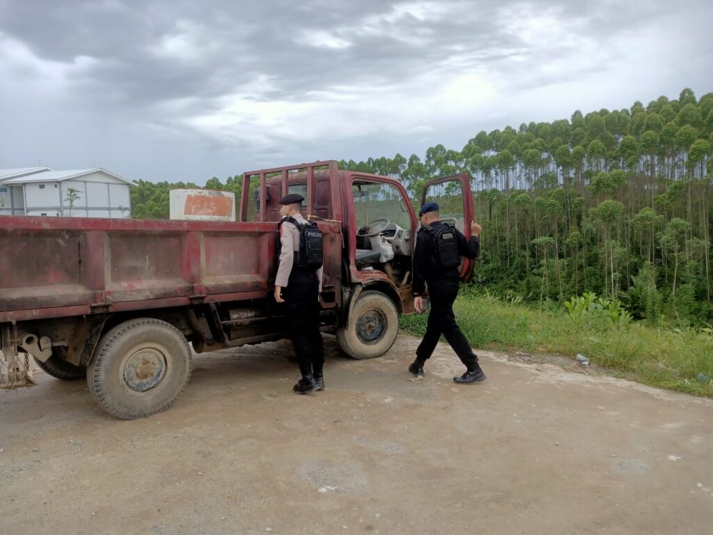 Guna Ciptakan Situasi Aman dan Kondusif, Satgas Ops Nusantara Mahakam Gelar Patroli Kamtibmas Di Sekitar Kawasan Pembangunan IKN 84C7AEC3 ABF3 49A9 97E3 B1B8E5483D89