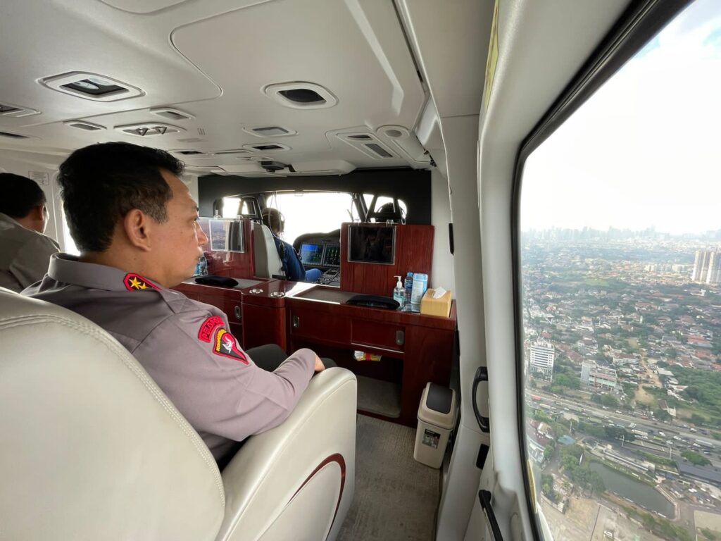 Kapolri Naik Heli Pantau Langsung Arus Mudik di Jalan Tol dan Arteri IMG 20230415 WA0070