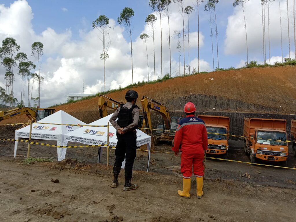 Rutin Laksanakan Patroli, Satgas Ops.Nusantara Mahakam Pastikan Pembangunan IKN Berjalan Lancar WhatsApp Image 2023 04 19 at 17.10.10