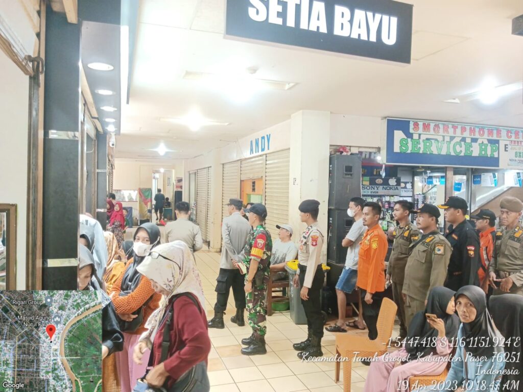 Beri Rasa Aman Jelang Idul Fitri, Polres Paser Gelar Patroli Dialogis Bersama Instansi Terkait WhatsApp Image 2023 04 20 at 10.57.32
