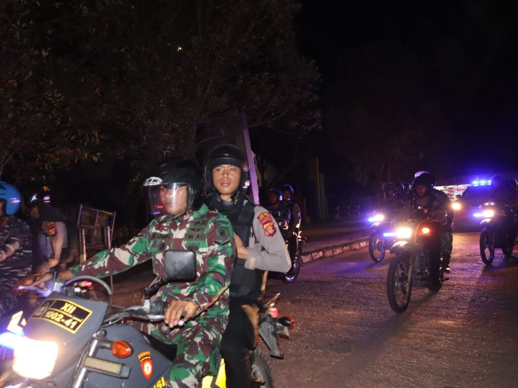 Tingkatkan Soliditas, Patroli Gabungan TNI-Polri di Kutim Berjalan Lancar WhatsApp Image 2023 04 30 at 14.41.21