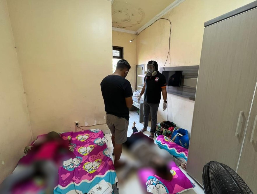 Polisi Olah TKP Penemuan Mayat di Salah Satu Guest House Kota Balikpapan bpppp
