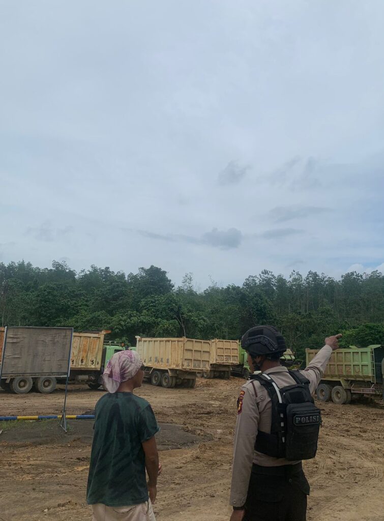 Satgas Ops Nusantara Mahakam Gelar Patroli Kamtibmas Di Sekitar Kawasan Pembangunan IKN, Guna Ciptakan Situasi Aman dan Kondusif 393de6ce 7ad7 44cd 9cbe 5ddc9c90c4cd
