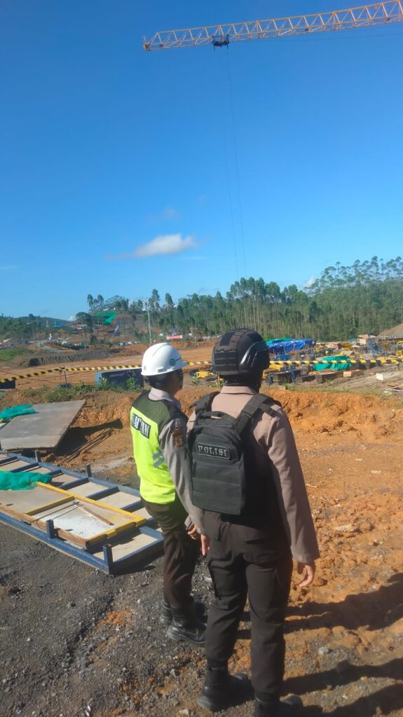 Guna Ciptakan Situasi Aman dan Kondusif, Satgas Ops Nusantara Mahakam Gelar Patroli Kamtibmas Di Sekitar Kawasan Pembangunan IKN 81eada2d c836 41cd 8891 7c56ca6fd976