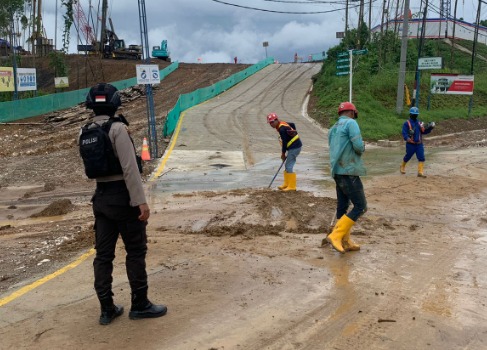 Pastikan Situasi Aman Dan Kondusif, Satgas Ops.Nusantara Mahakam Gelar Patroli Kamtibmas Di Sekitar Kawasan Pembangunan Ibu Kota Nusantara WhatsApp Image 2023 05 08 at 16.04.29