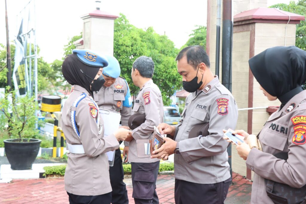 Tegakkan Disiplin Personil Bid Propam Polda Kaltim Melaksanakan kegiatan Gaktibpin di Polres Bontang WhatsApp Image 2023 05 12 at 08.33.57 1