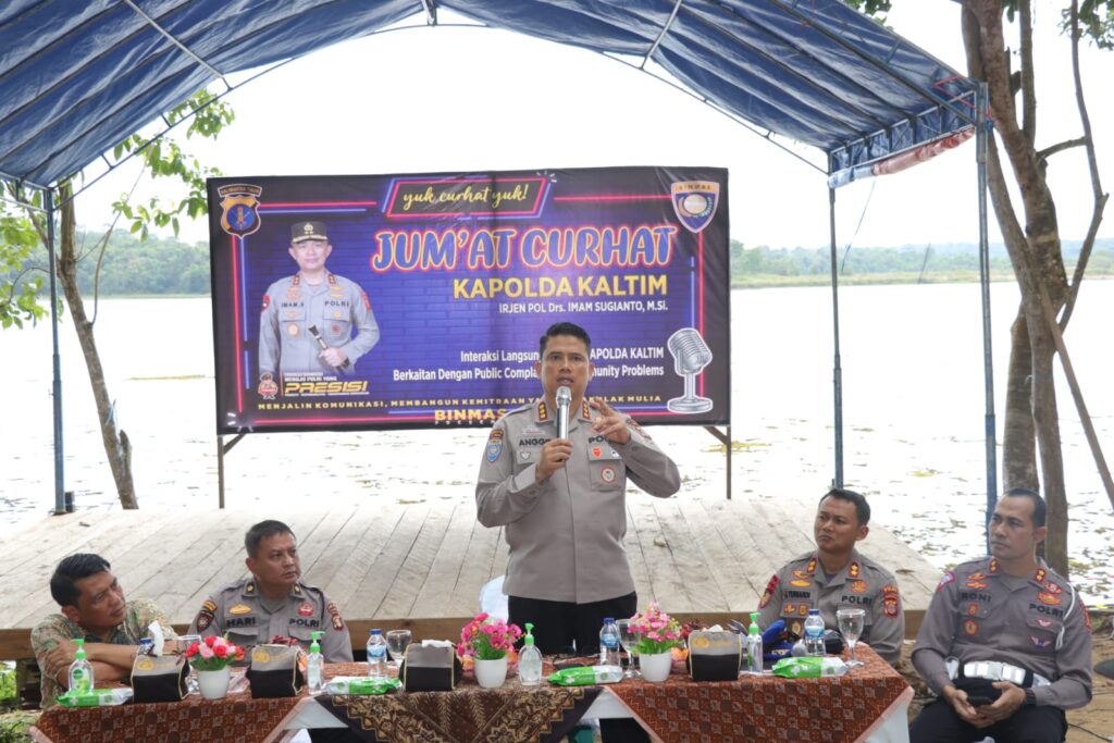Melalui Jumat Curhat, Dir Binmas Minta Masyarakat Bersama-Sama Jaga Keamanan Kaltim WhatsApp Image 2023 05 12 at 13.06.35