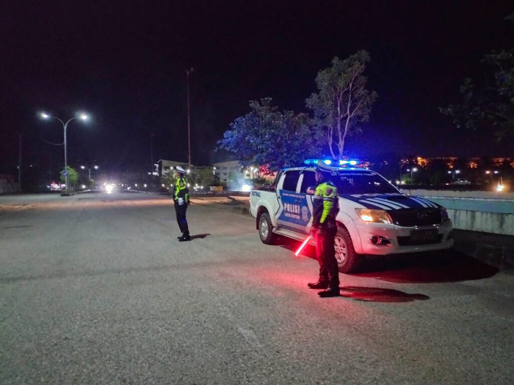 Antisipasi Balap Liar, Satlantas Polres Paser Intenskan Patroli Malam WhatsApp Image 2023 05 13 at 08.46.49