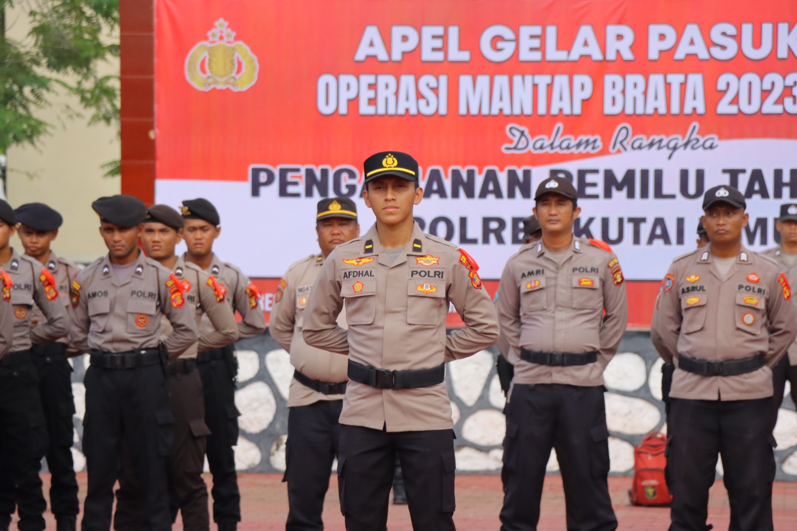 Kapolres Kutai Timur Pimpin Apel Gelar Pasukan Operasi Mantap Brata 2023-2024. 1 WhatsApp Image 2023 10 17 at 11.49.52 AM1