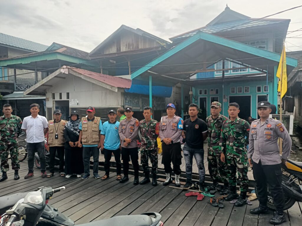 Giat Polsek Penyinggahan Polres Kutai Barat PAM Kampanye Tatap Muka Caleg DPRD WhatsApp Image 2024 01 16 at 10.17.40 1792ab03