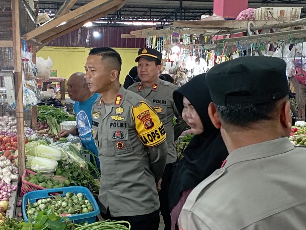 Melalui Bekesah Dengan Kapolres: Kapolres Bontang Tampung Aspirasi Warga dan Pedagang Pasar Telihan WhatsApp Image 2024 02 23 at 14.07.07 b2e8f3c1