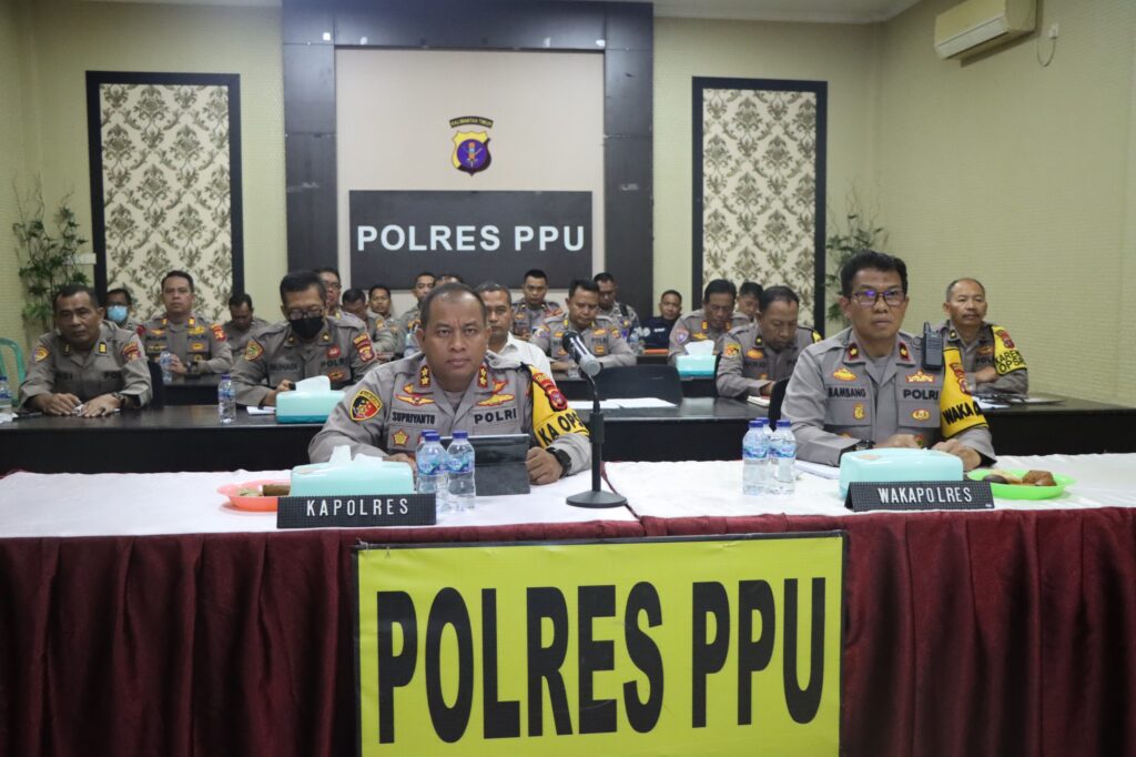 Kapolres PPU dan PJU Terlibat dalam Taklimat Awal Audit Kinerja Itwasda Tahap I T.A 2024 WhatsApp Image 2024 02 26 at 11.49.58 cf2b2e62