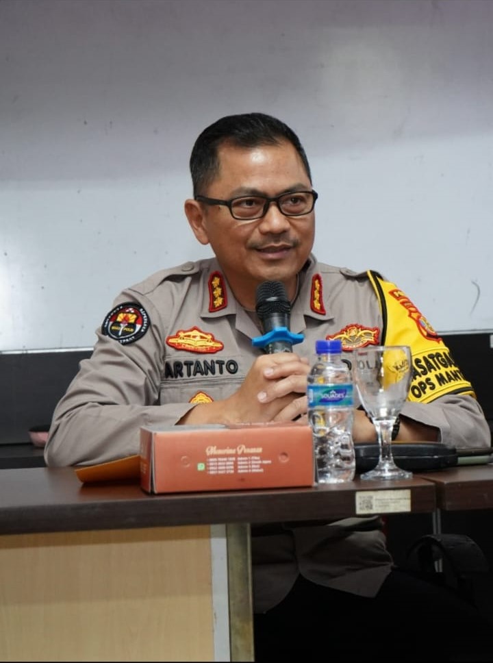Polda Kaltim Memproses Hukum 9 Pelaku Pengancaman Pekerja Proyek Pembangunan Bandara VVIP IKN WhatsApp Image 2024 02 26 at 17.22.10 7a3d7c0d