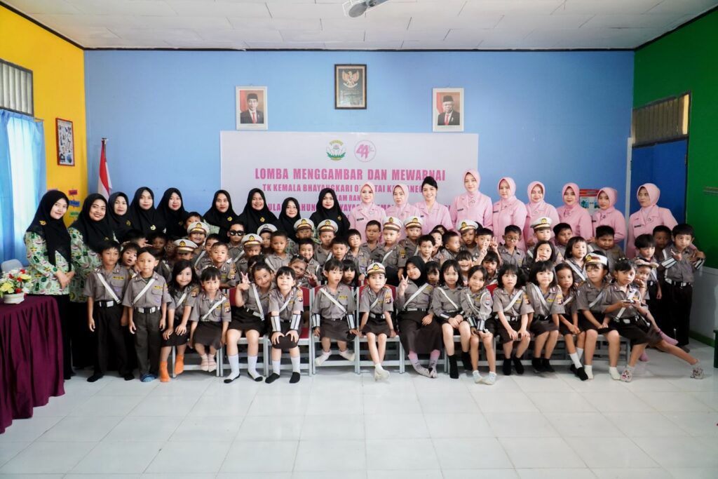 HUT ke-44, YKB Kukar Gelar Lomba Cepat Tepat dan Mewarnai di TK Kemala Bhayangkari 07 Kukar WhatsApp Image 2024 03 02 at 07.28.23 e7c0a947