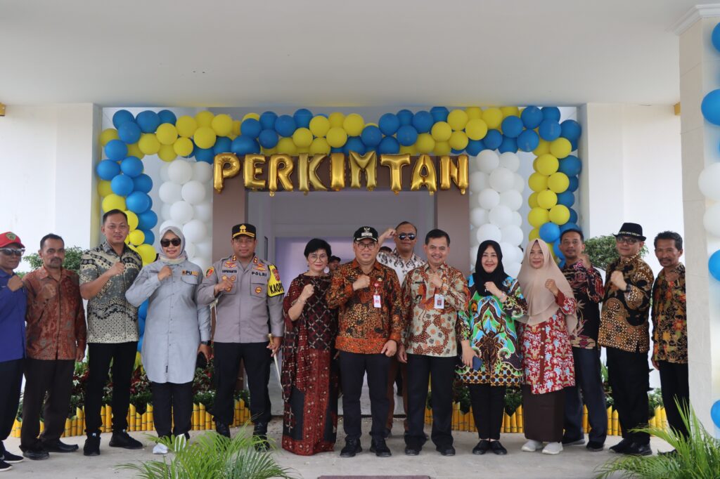 Kapolres Hadiri Peresmian Kantor Dinas Perkimtan Kabupaten PPU, Tonggak Sejarah Baru dalam Pelayanan Masyarakat WhatsApp Image 2024 03 09 at 16.22.39 a8a0402f
