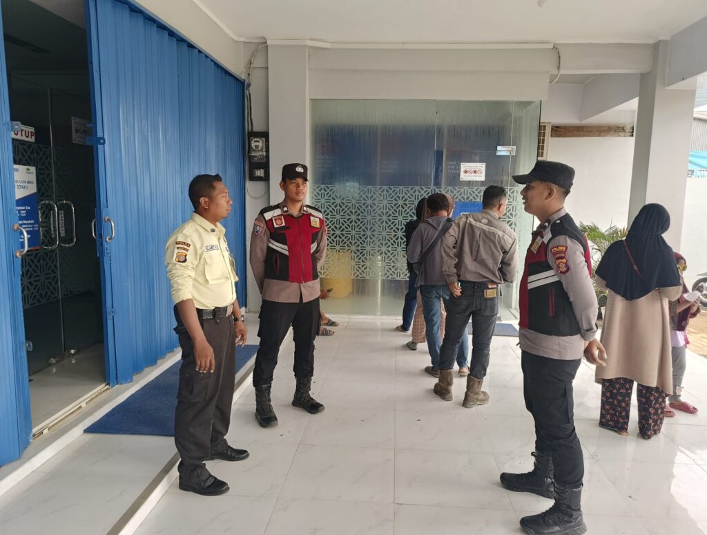 Polsek Penajam Intensifkan Patroli KRYD Selama Ramadhan untuk Pastikan Keamanan dan Ketertiban WhatsApp Image 2024 03 25 at 10.41.54 4e2452d8
