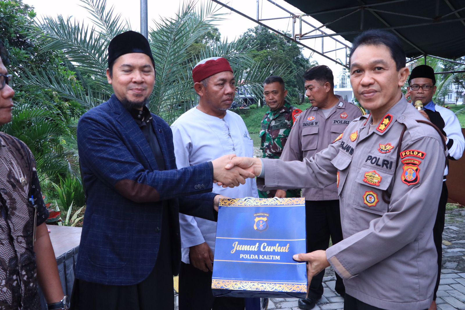 Jumat Curhat Polda Kaltim, Forum Diskusi Polda Kaltim Bersama Masyarakat 1 WhatsApp Image 2024 03 28 at 18.38.04 3c3e15c1