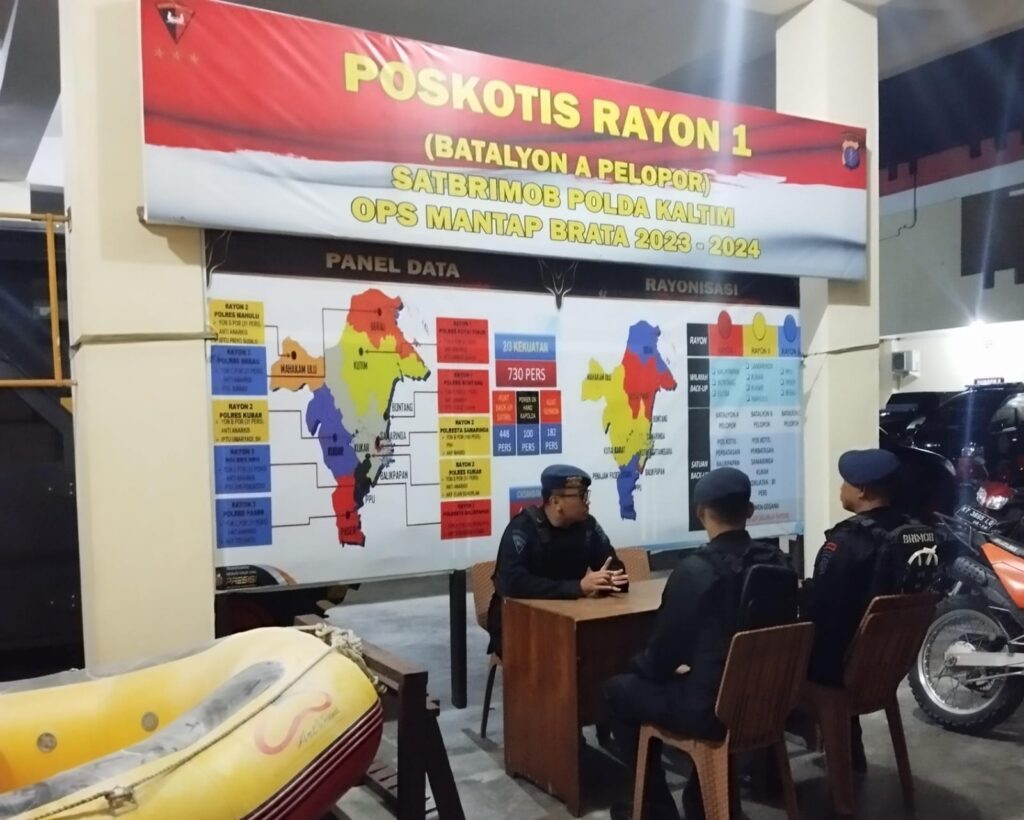 Berikan Rasa Aman Pasca Pemilu 2024, Satgas Tindak Brimob Polda Kaltim Berikan Pengamanan di Kantor KPU dan BAWASLU WhatsApp Image 2024 03 29 at 14.07.49 7f0718c8