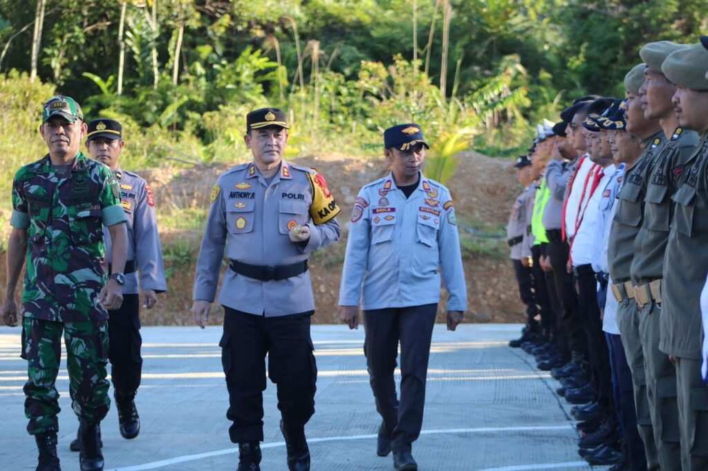 Apel Gelar Pasukan Operasi Kepolisian Ketupat Mahakam 2024, Polres Mahulu Siap Amankan Mudik Hari Raya Idul Fitri 1445 H WhatsApp Image 2024 04 04 at 09.12.41