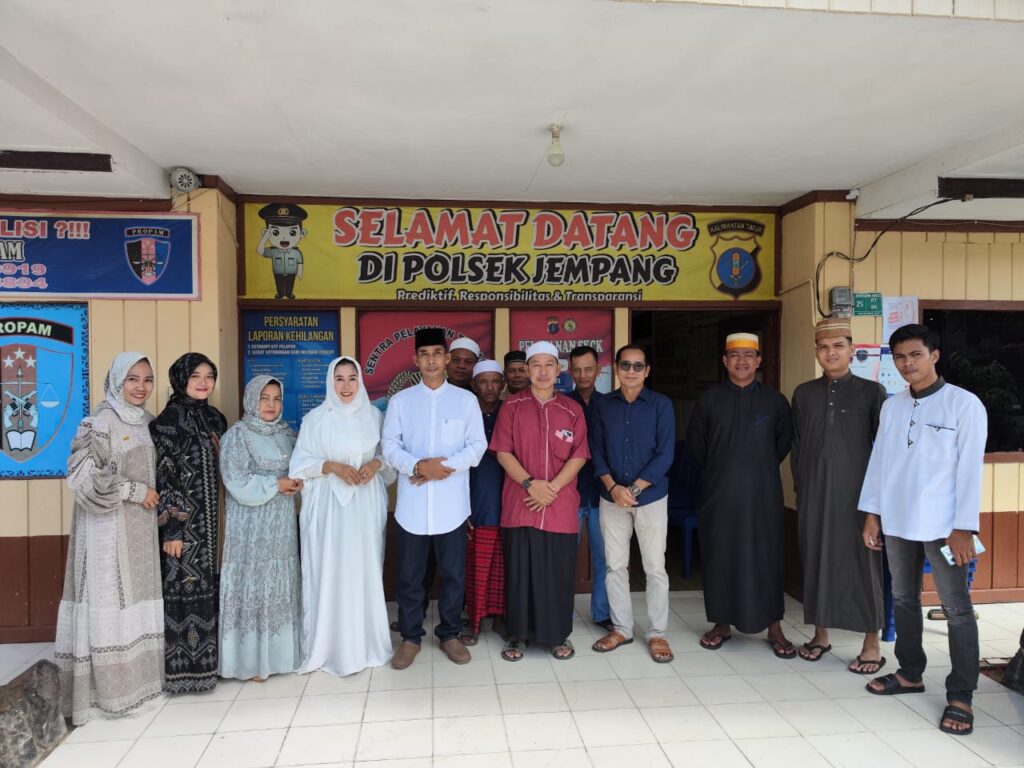 Polsek Jempang Gelar Open House untuk Pererat Silaturahmi dengan Masyarakat WhatsApp Image 2024 04 11 at 11.34.06 f03e3400