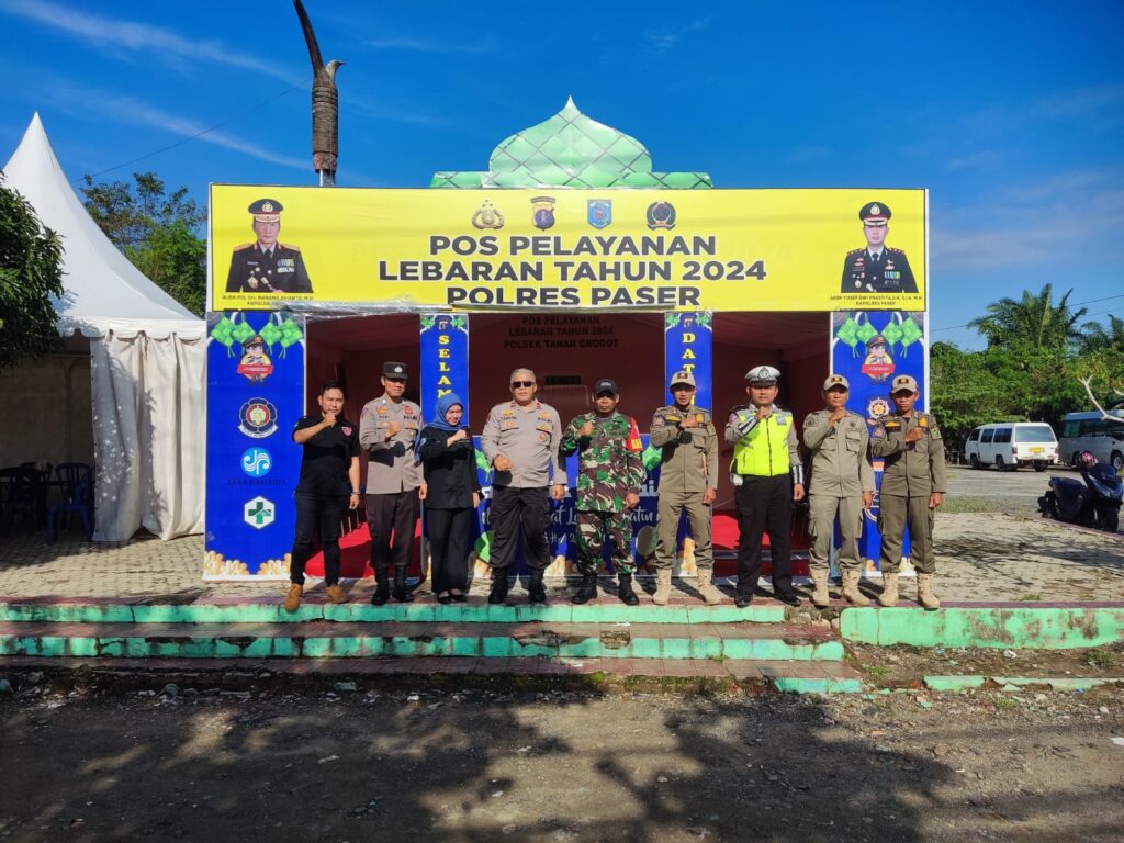 Hari ke 5 Lebaran Polres Paser Tingkatkan Pengamanan di Pos Pam dan Pos Yan Antisiapsi Arus Balik WhatsApp Image 2024 04 14 at 09.40.25 fa870249