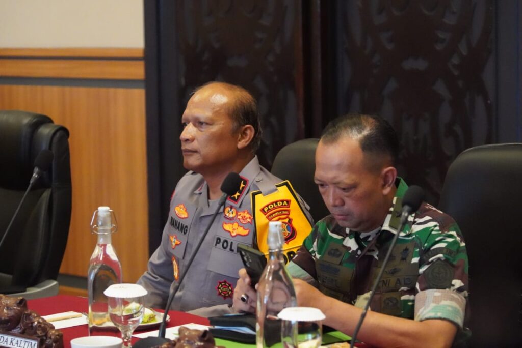 Kapolda Kaltim Hadiri Rapat Pleno Persiapan Latsitarda Nusantara XLIV Tahun 2024 di Kalimantan Timur WhatsApp Image 2024 04 22 at 14.23.24 85e94d65