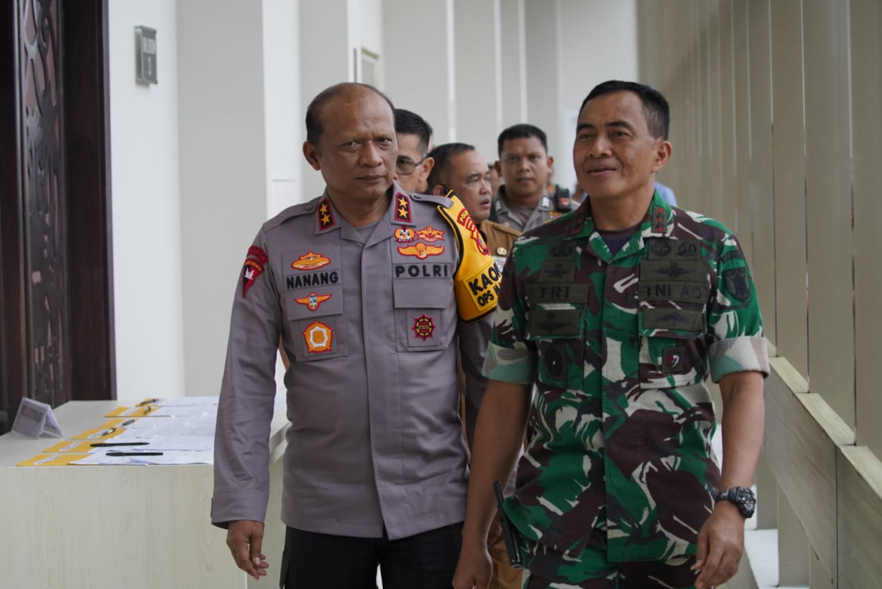 Kapolda Kaltim Hadiri Rapat Pleno Persiapan Latsitarda Nusantara XLIV Tahun 2024 di Kalimantan Timur 1 WhatsApp Image 2024 04 22 at 14.23.25 d7ffb1e2