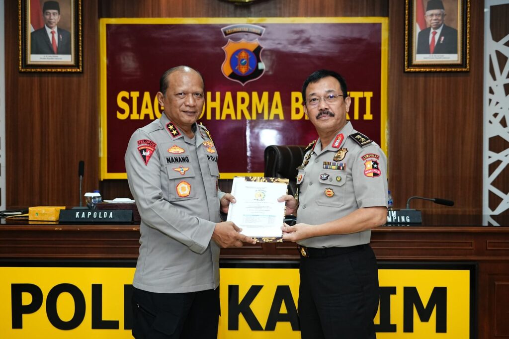 Penutupan Praktek Kerja Dalam Negeri (Pkdn) Pasis Sespimti Dikreg Ke-33 T.A. 2024 Di Polda Kaltim WhatsApp Image 2024 04 25 at 12.48.34