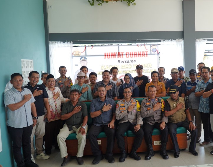 Tampung Aspirasi Warga, Kapolres Paser Gelar Jumat Curhat di Desa Tapis paser