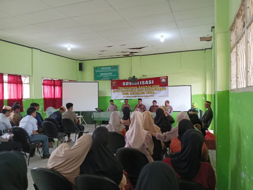 Sosialisasi Pencegahan Radikalisme Oleh Sat Binmas Polres PPU Kepada Generasi Muda WhatsApp Image 2024 05 03 at 11.31.47