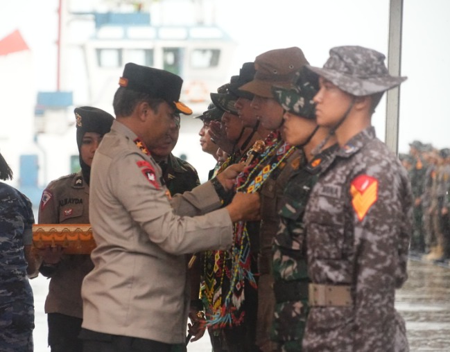 Upacara Penyambutan Peserta Latsitardanus XLIV/2024 di Kalimantan Timur WhatsApp Image 2024 05 03 at 15.56.26