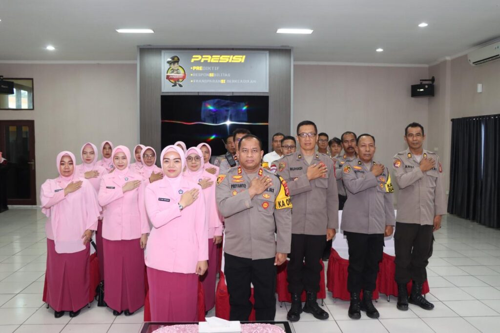 Peresmian Gedung Yayasan Kemala Bhayangkari Lewat Zoom di Ruang Catur Prasetya Polres PPU WhatsApp Image 2024 05 06 at 09.07.48